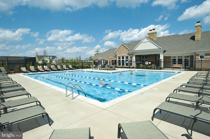 COURTYARDS AT WAVERLY WOODS EAST - Residential