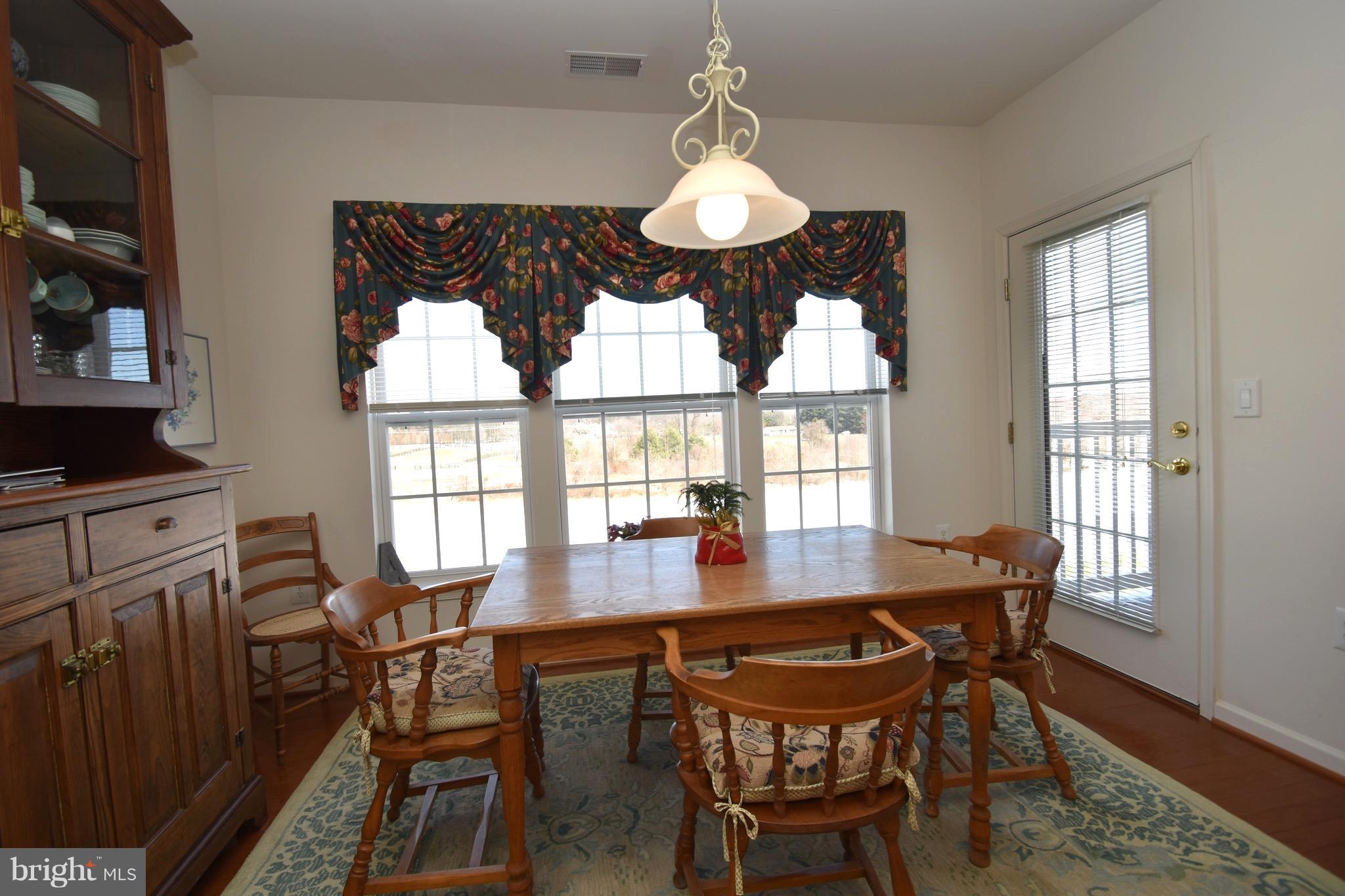 COURTYARDS AT WAVERLY WOODS EAST - Residential