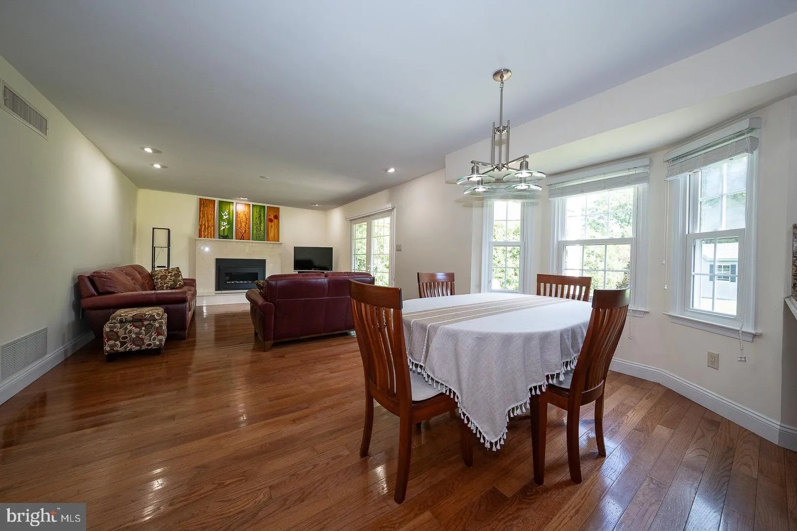 Berwyn, Pennsylvania 19312, United States, 4 Bedrooms Bedrooms, ,3 BathroomsBathrooms,Residential,Coming Soon,169051