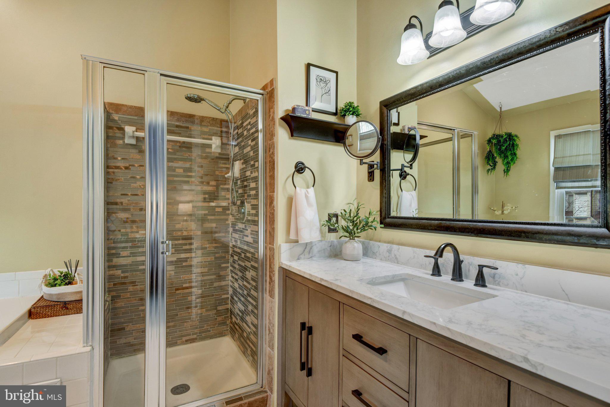 HERITAGE ESTATES - Residential