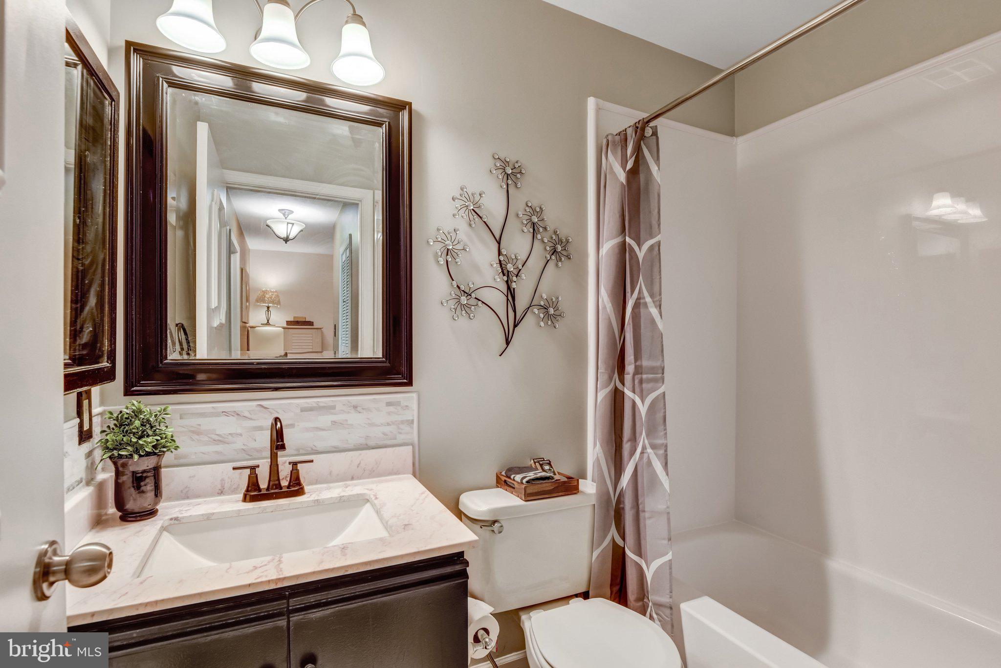 HERITAGE ESTATES - Residential