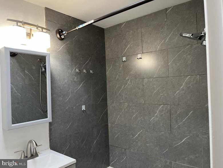 MORRELL PARK - Residential Lease