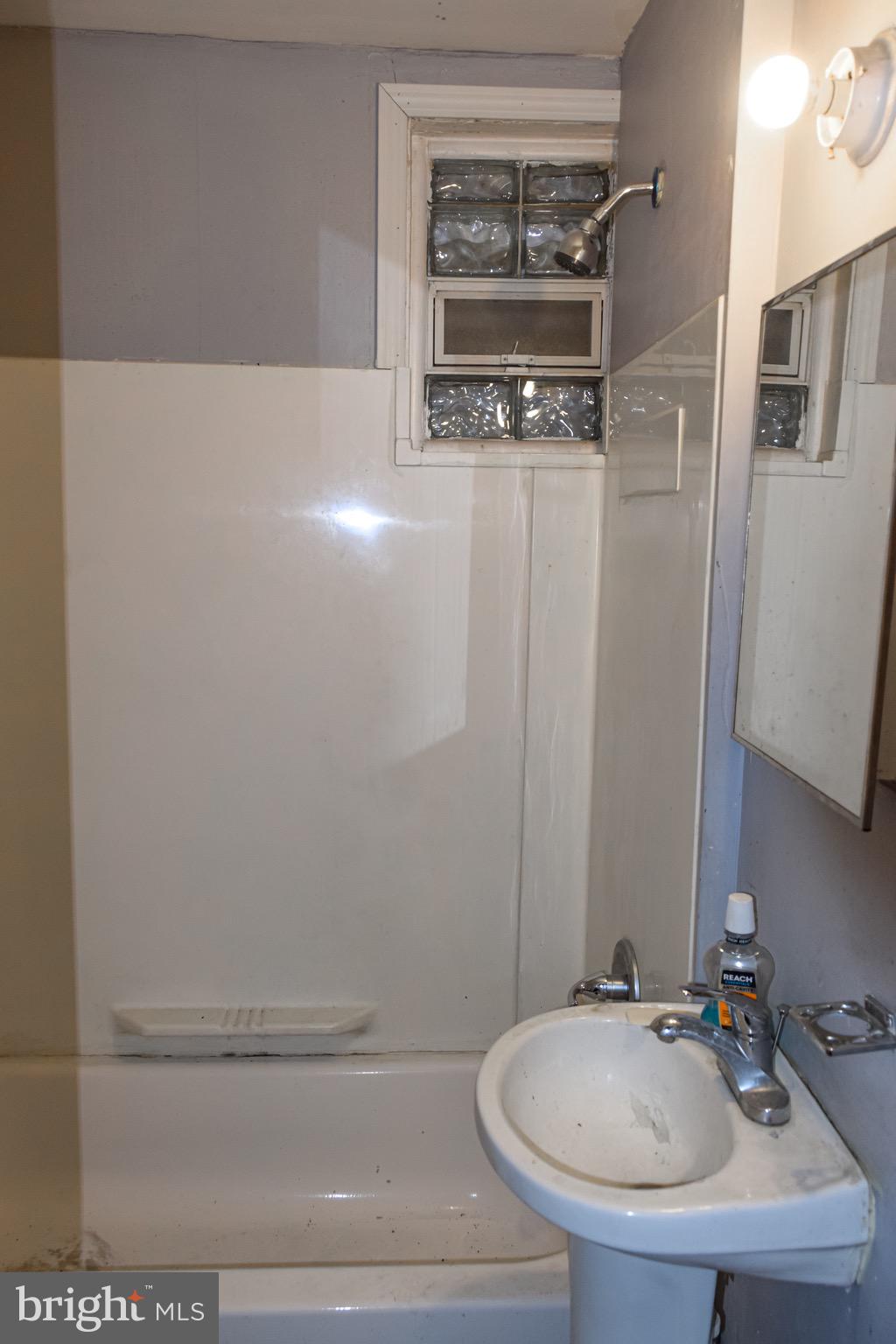 LOGAN - Residential Income