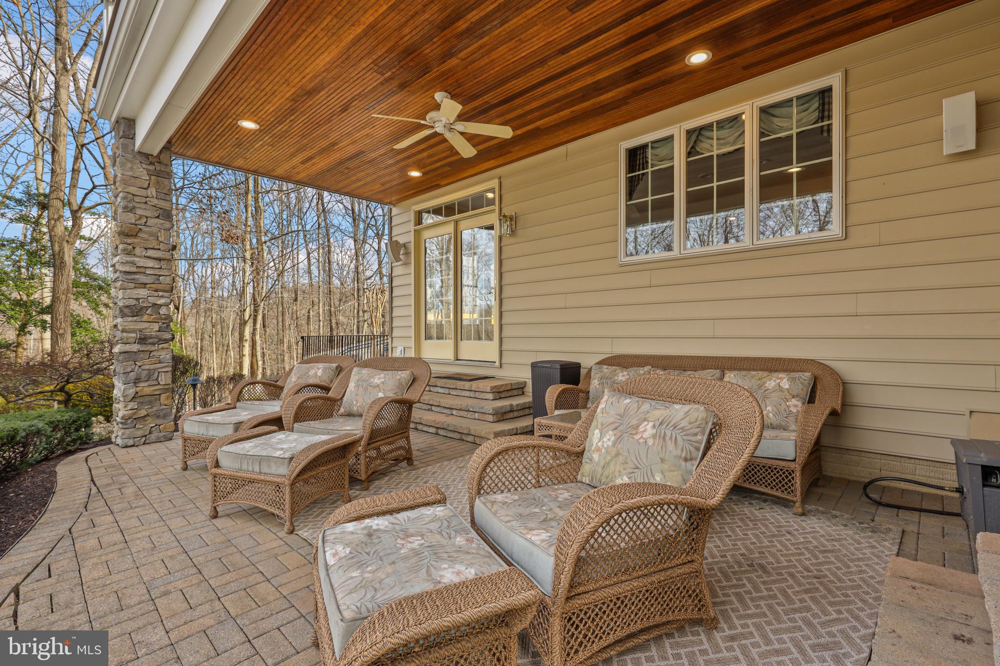 ANNAPOLIS PRESERVE - Residential