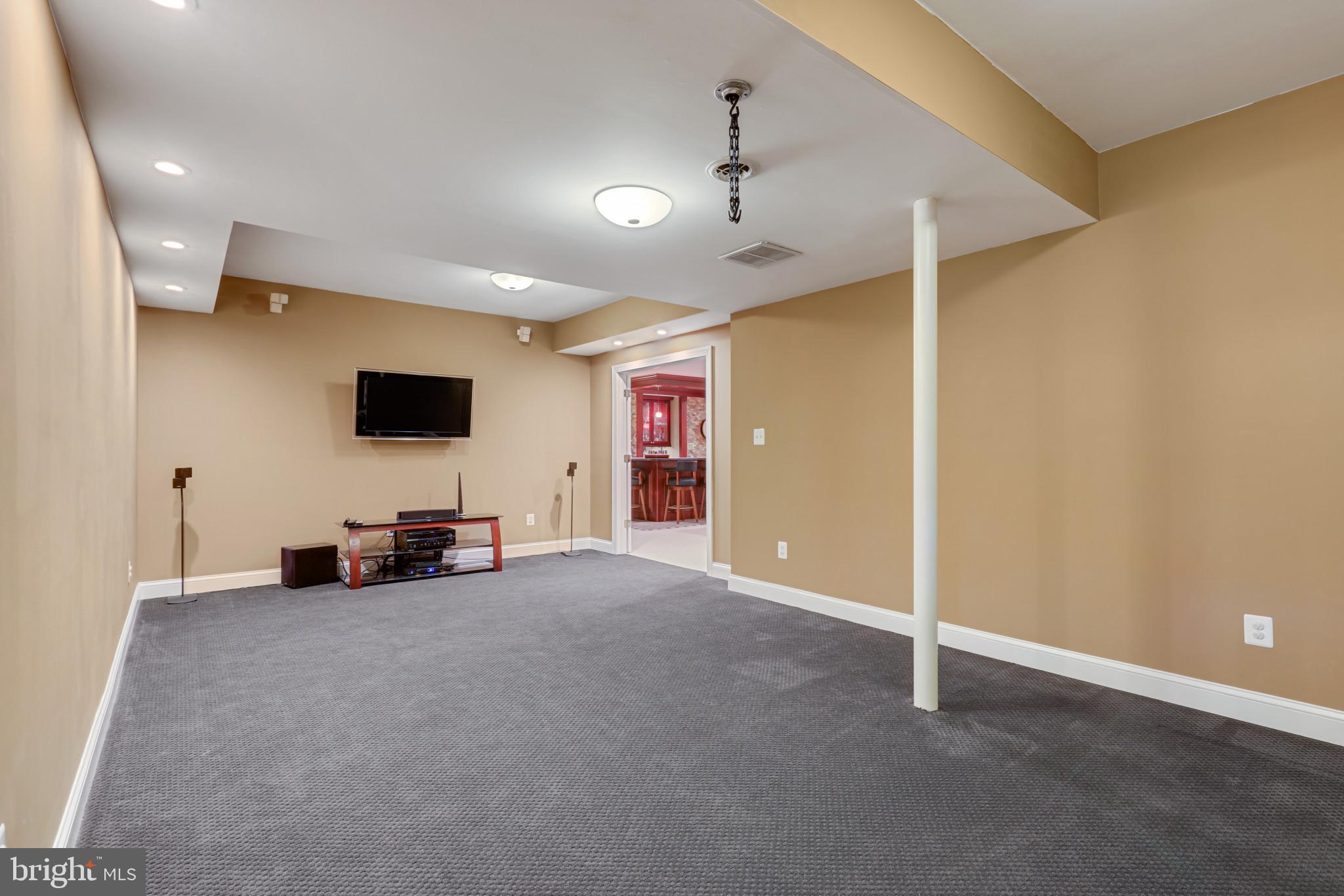 ANNAPOLIS PRESERVE - Residential