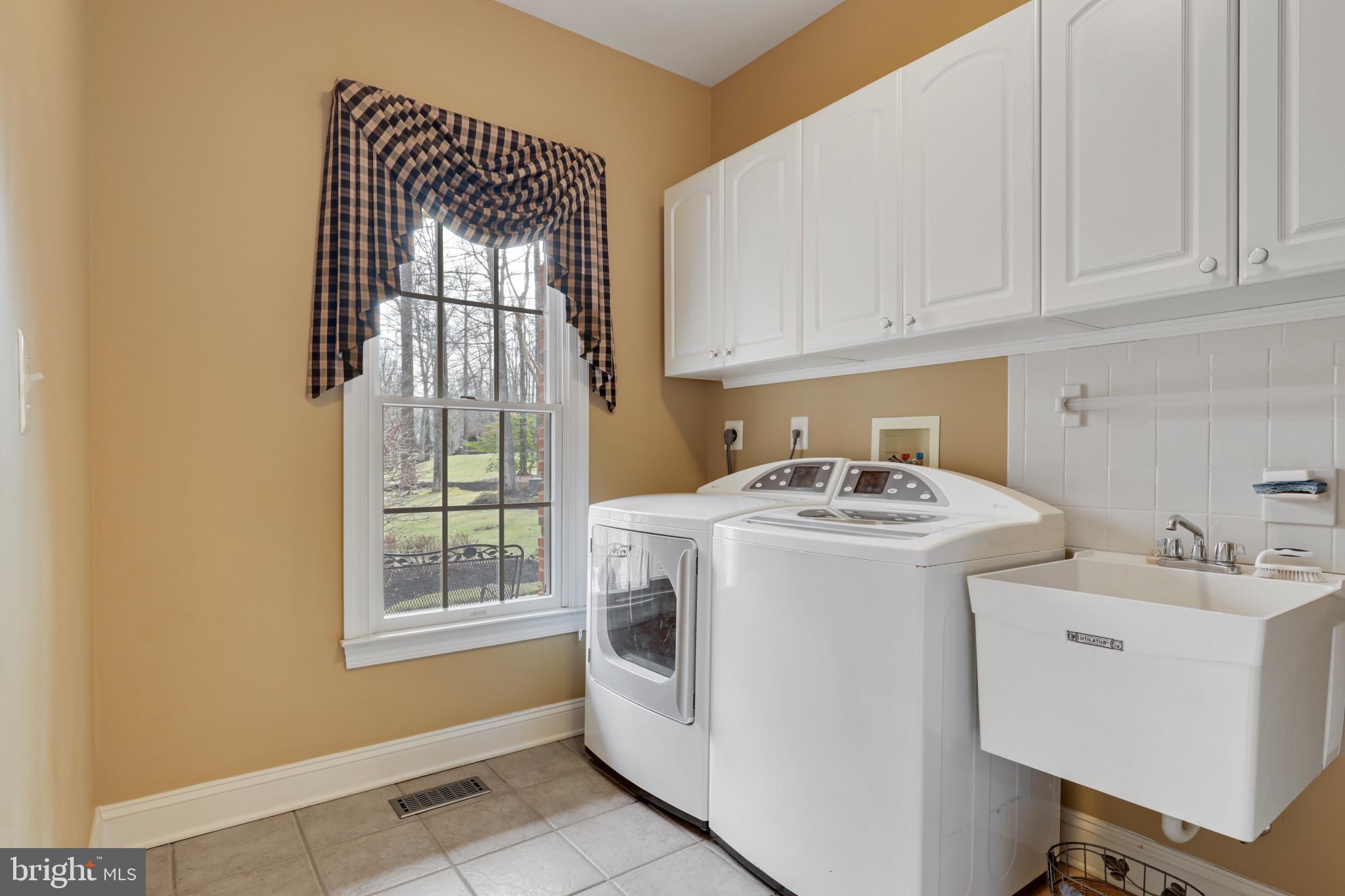 ANNAPOLIS PRESERVE - Residential