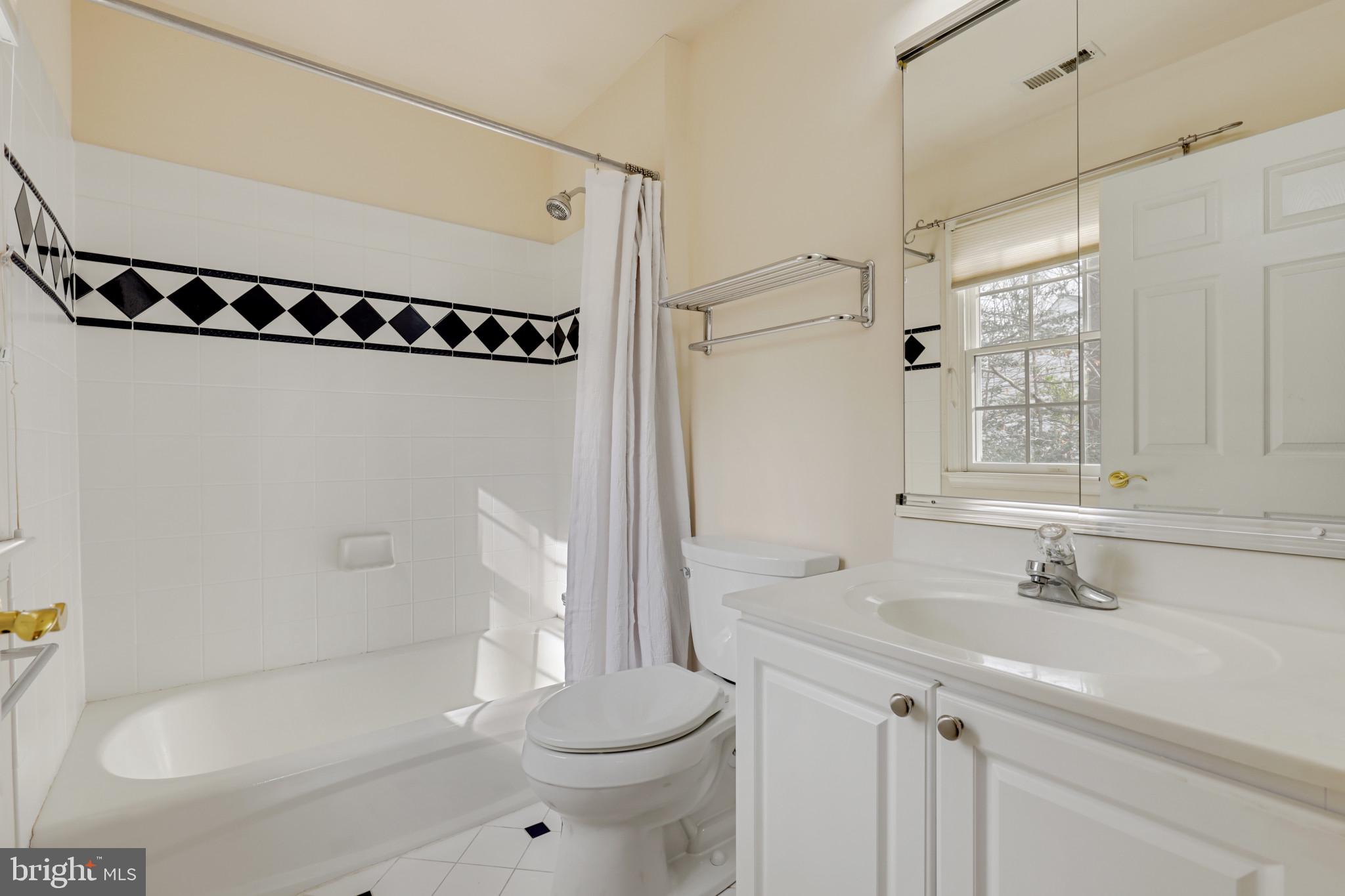 ANNAPOLIS PRESERVE - Residential