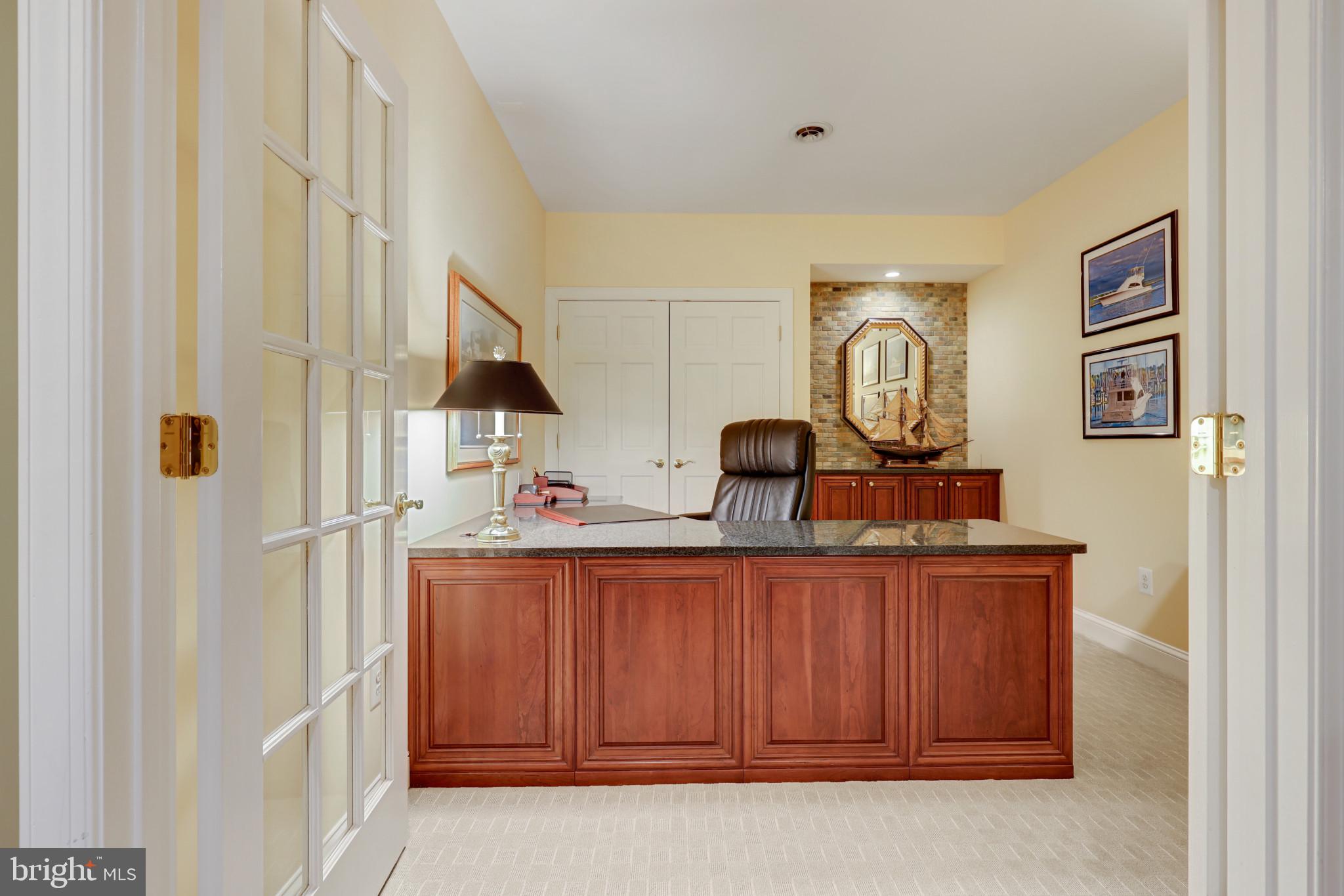 ANNAPOLIS PRESERVE - Residential