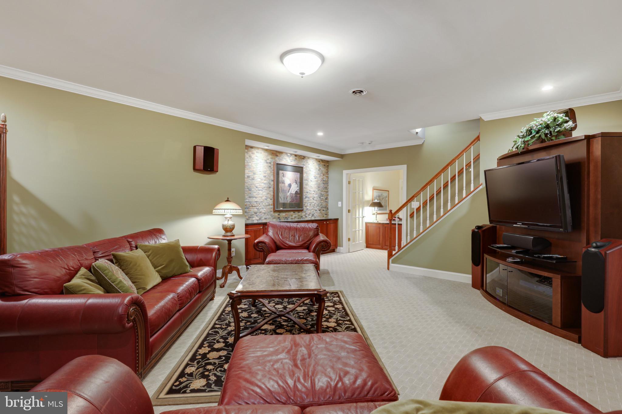 ANNAPOLIS PRESERVE - Residential