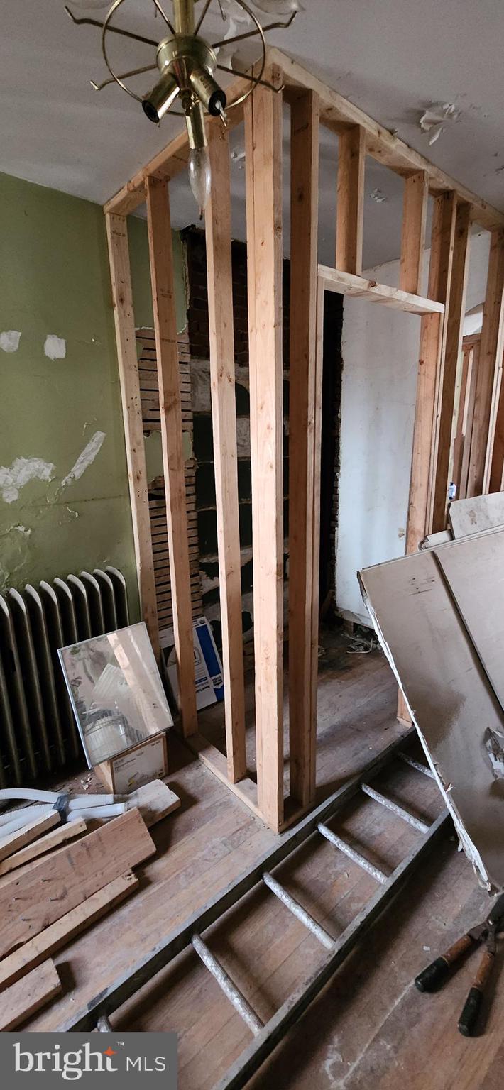 NORRISTOWN - Residential