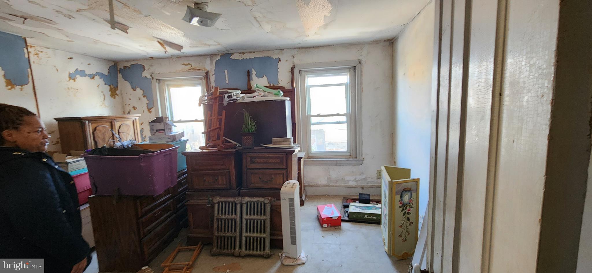 NORRISTOWN - Residential