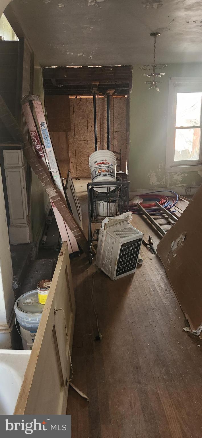 NORRISTOWN - Residential