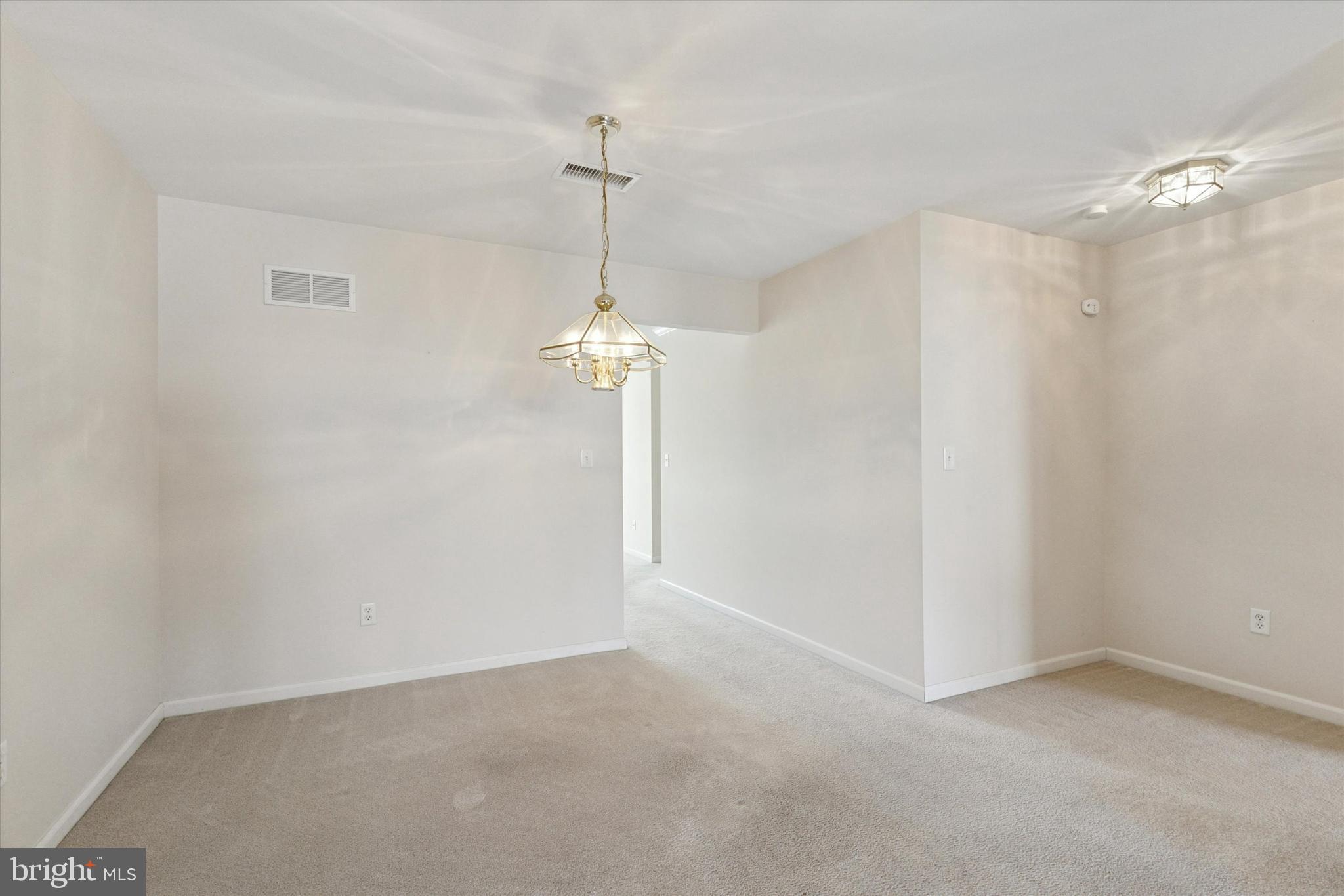 MANATAWNY VILLAGE - Residential Lease