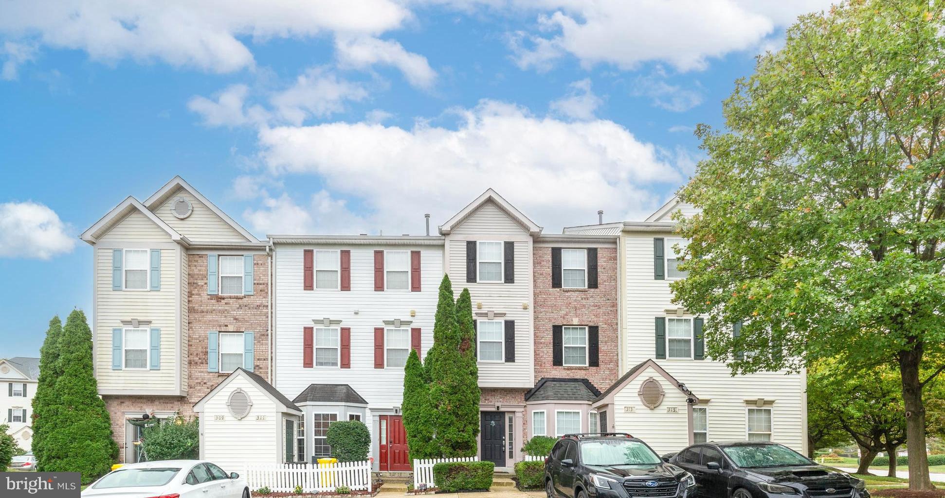 SEVEN OAKS - Residential