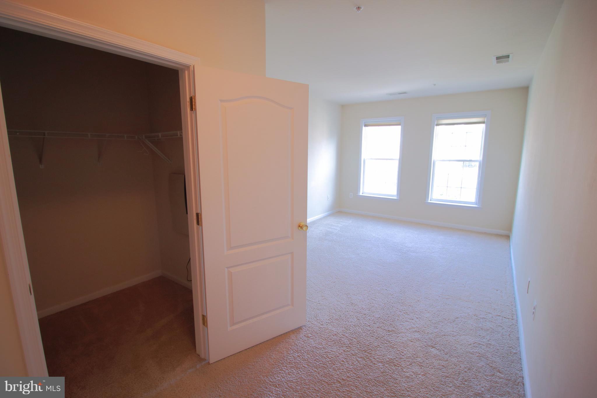 THE RESERVE CONDOMINIUMS - Residential Lease