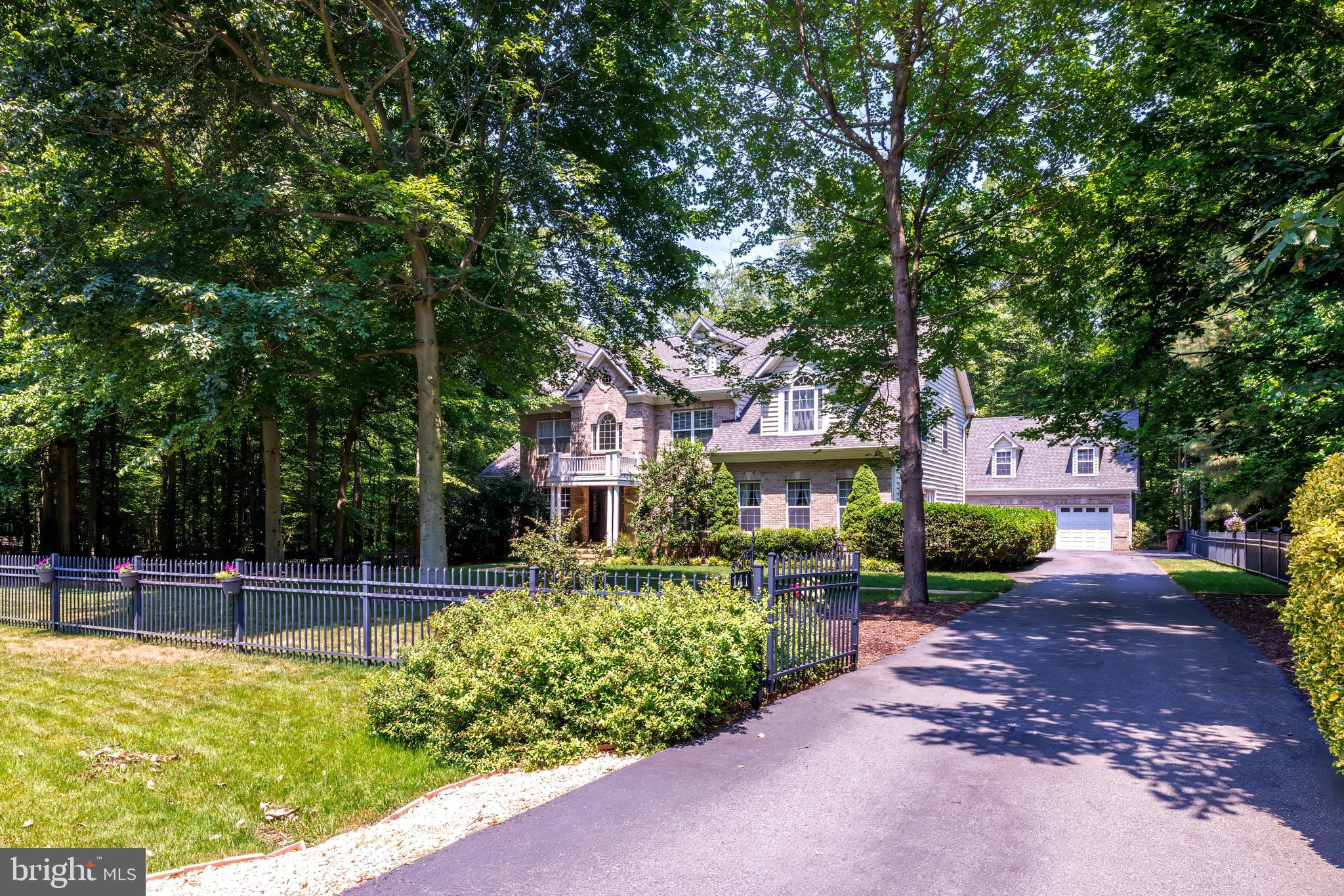 MCKENNEY FOREST - Residential