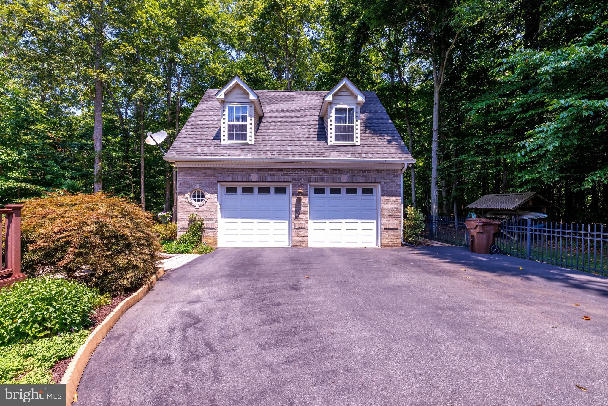 MCKENNEY FOREST - Residential