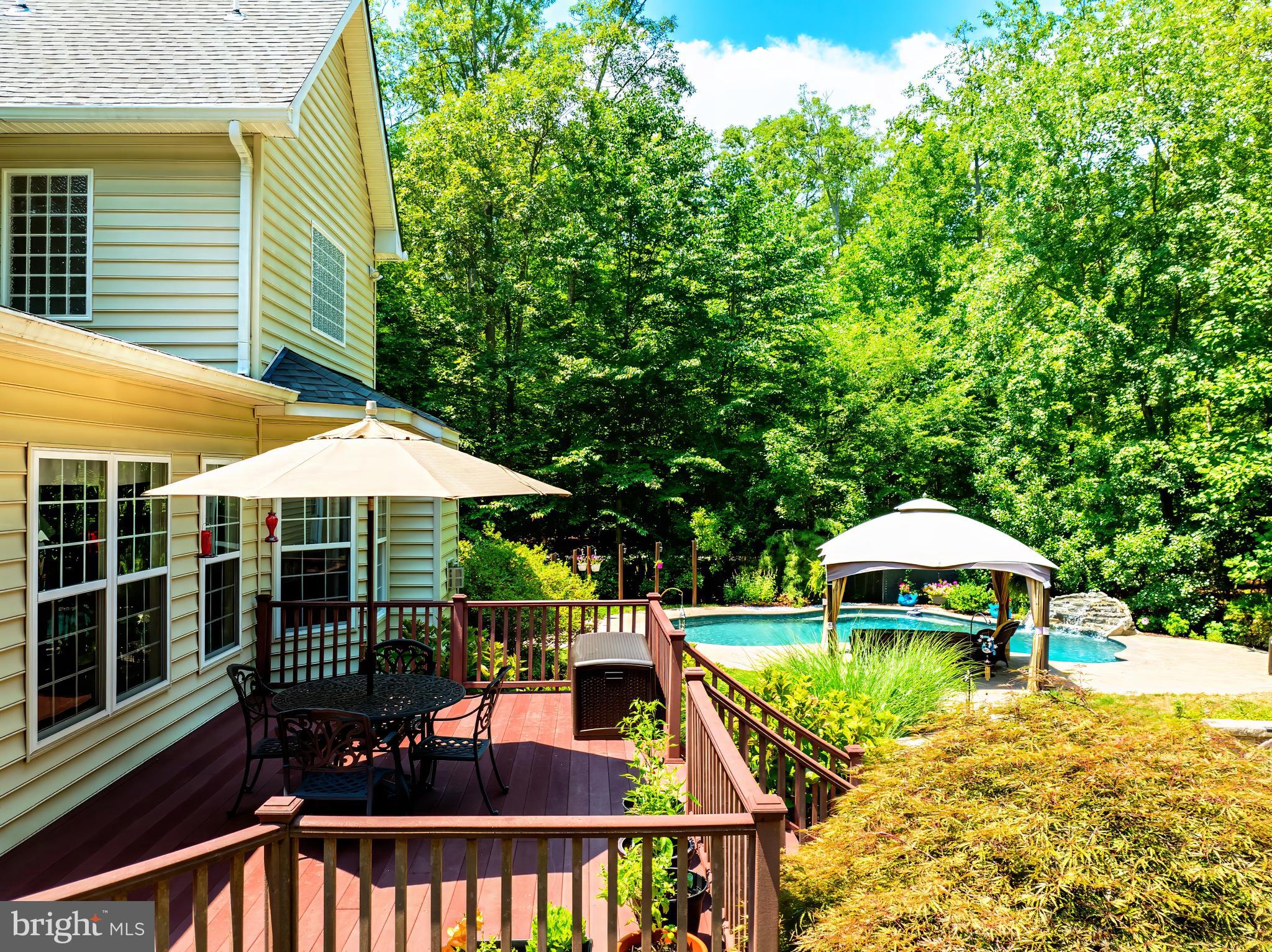 MCKENNEY FOREST - Residential