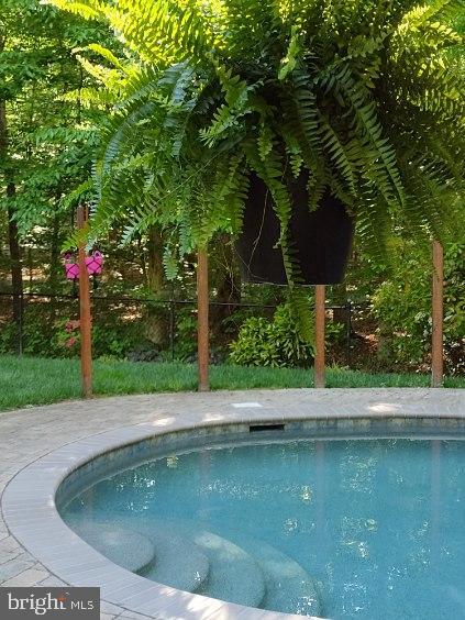 MCKENNEY FOREST - Residential