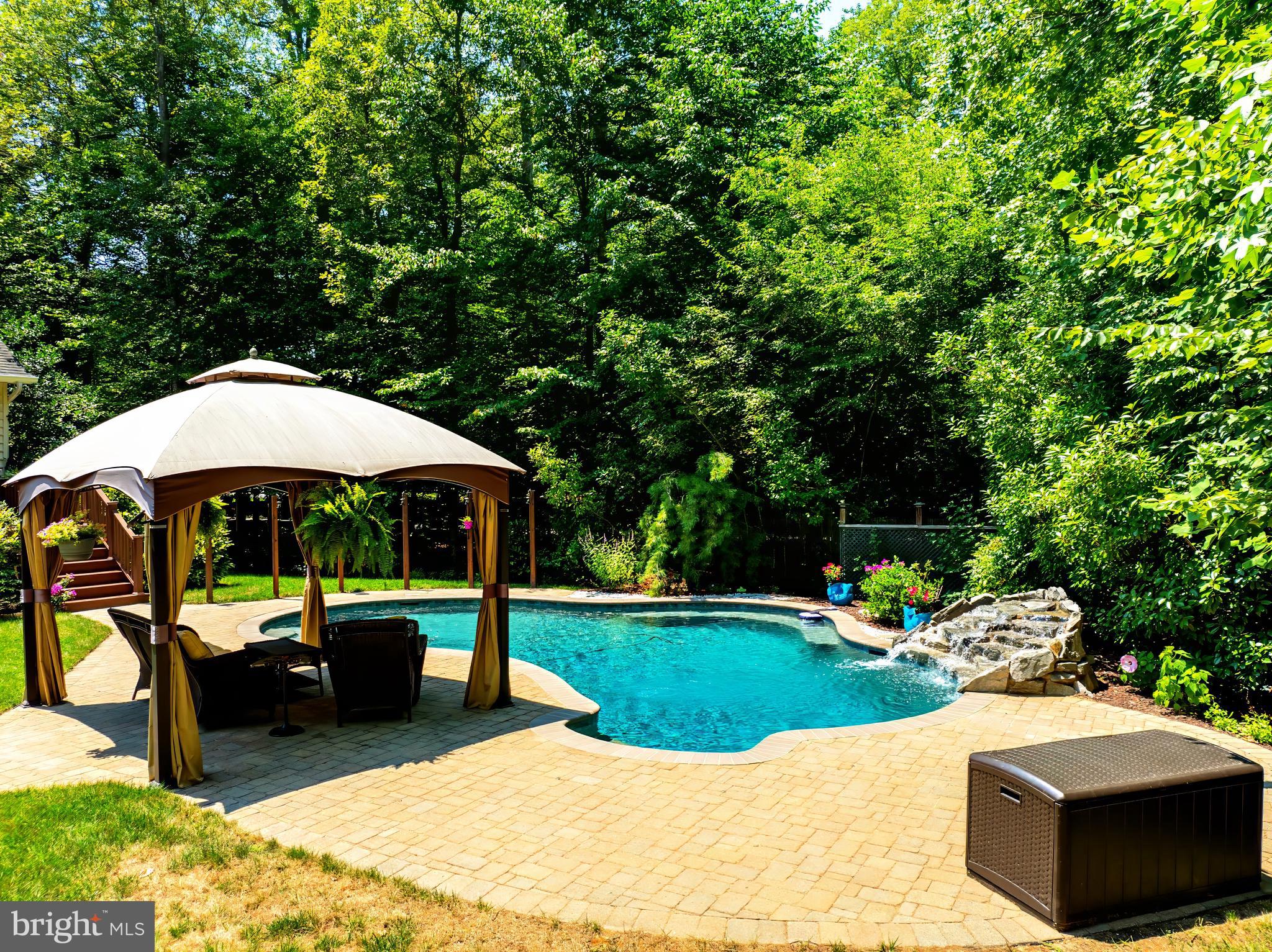 MCKENNEY FOREST - Residential