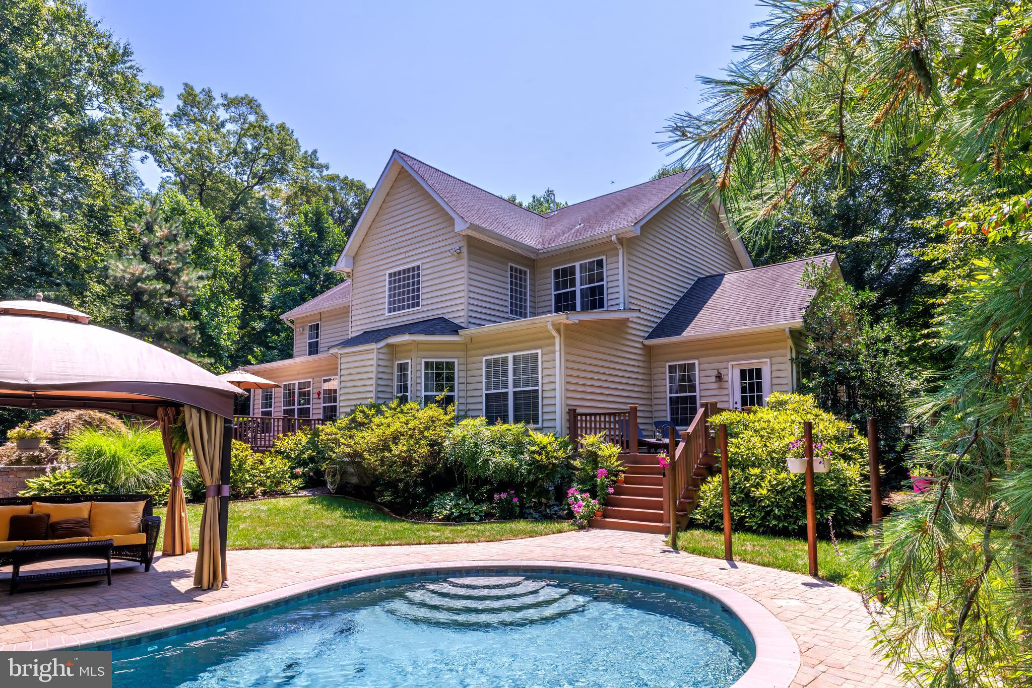 MCKENNEY FOREST - Residential