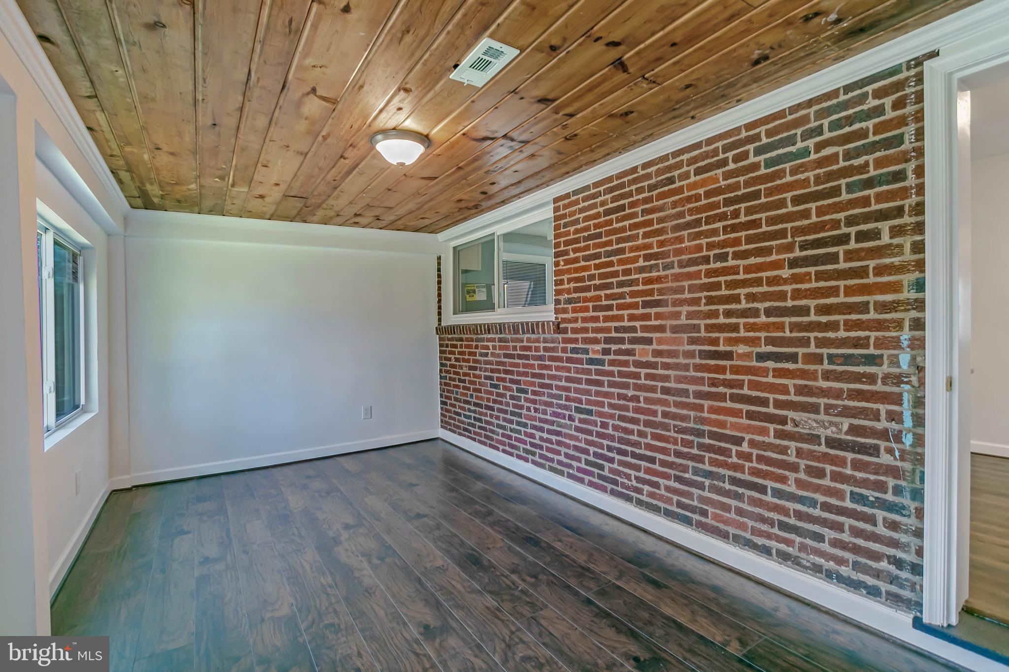 INDIAN SPRING PARK - Residential