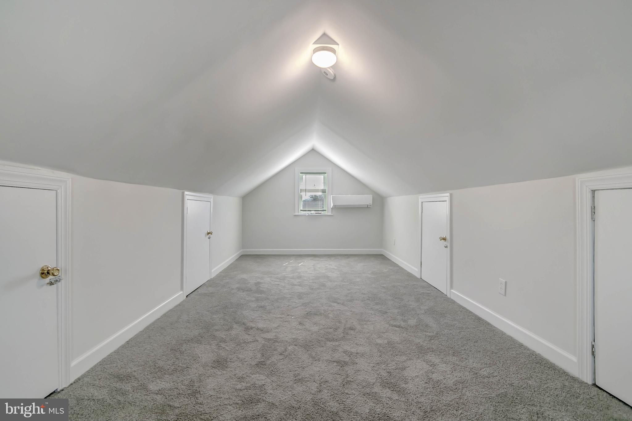 INDIAN SPRING PARK - Residential