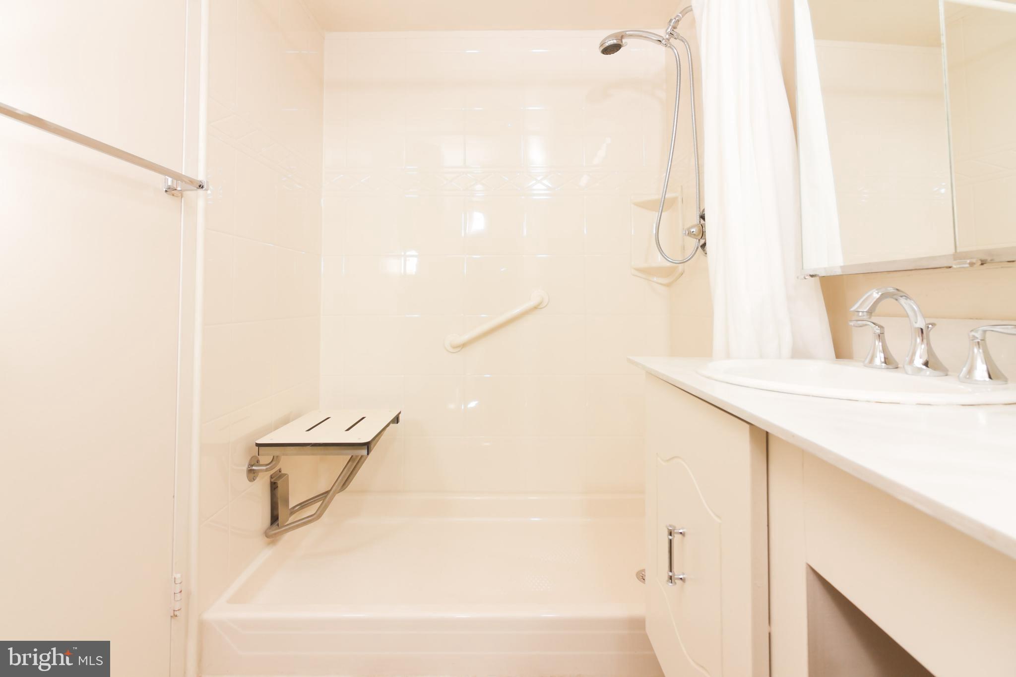 THE FORUM - Residential Lease