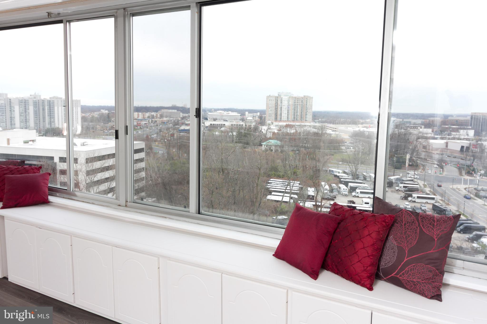 THE FORUM - Residential Lease