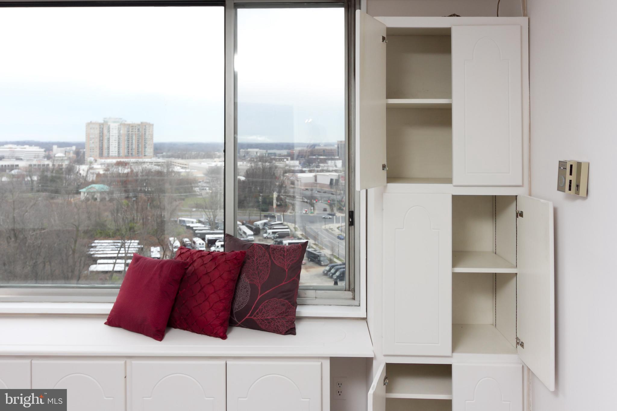 THE FORUM - Residential Lease