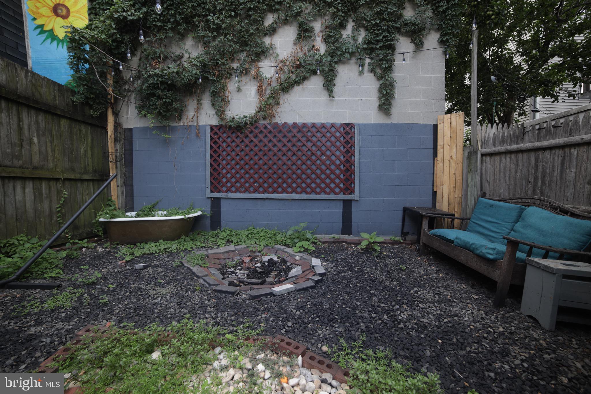 POPLAR - Residential Lease