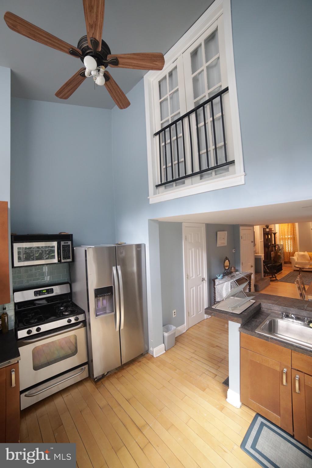 POPLAR - Residential Lease