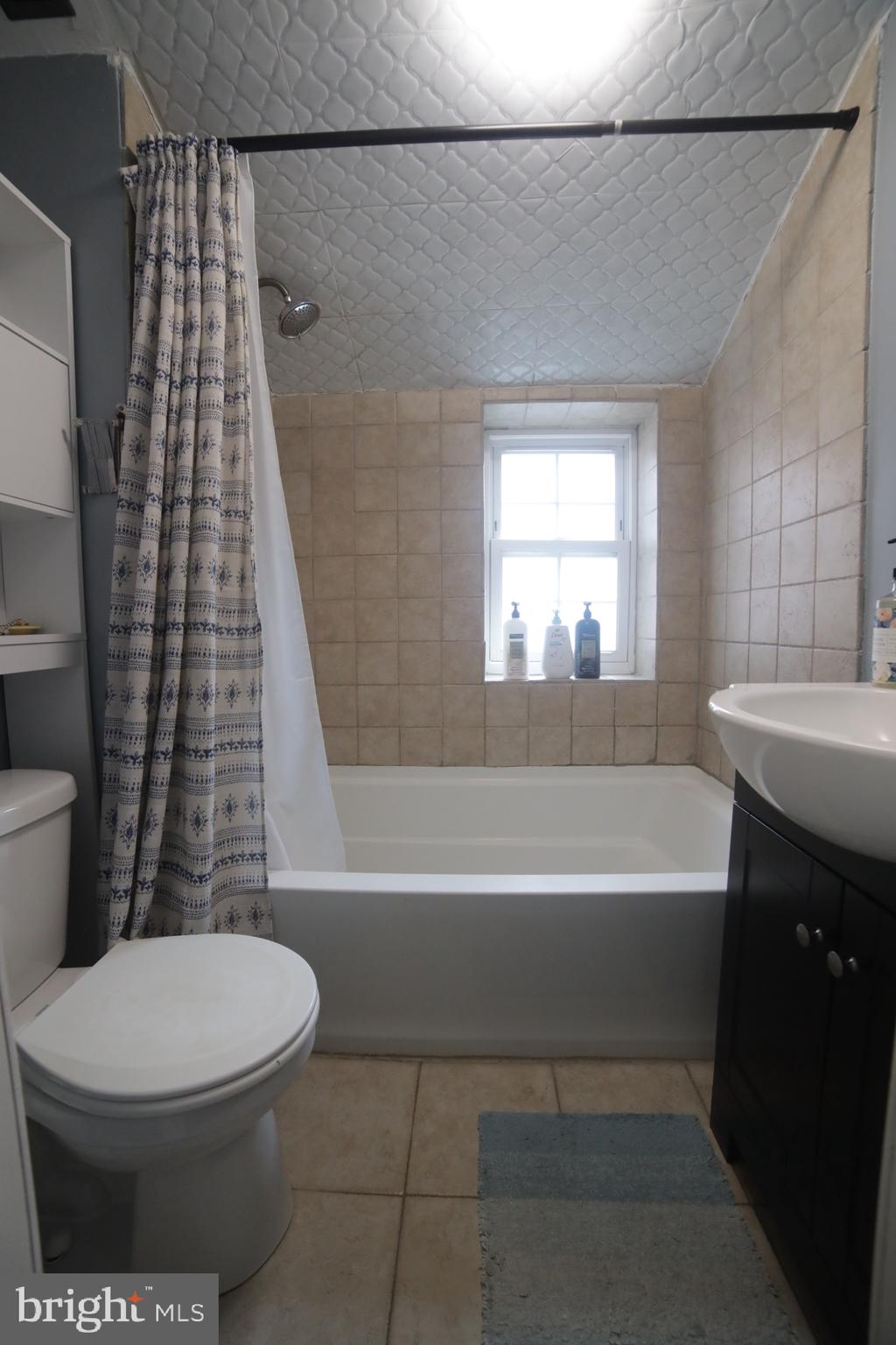 POPLAR - Residential Lease