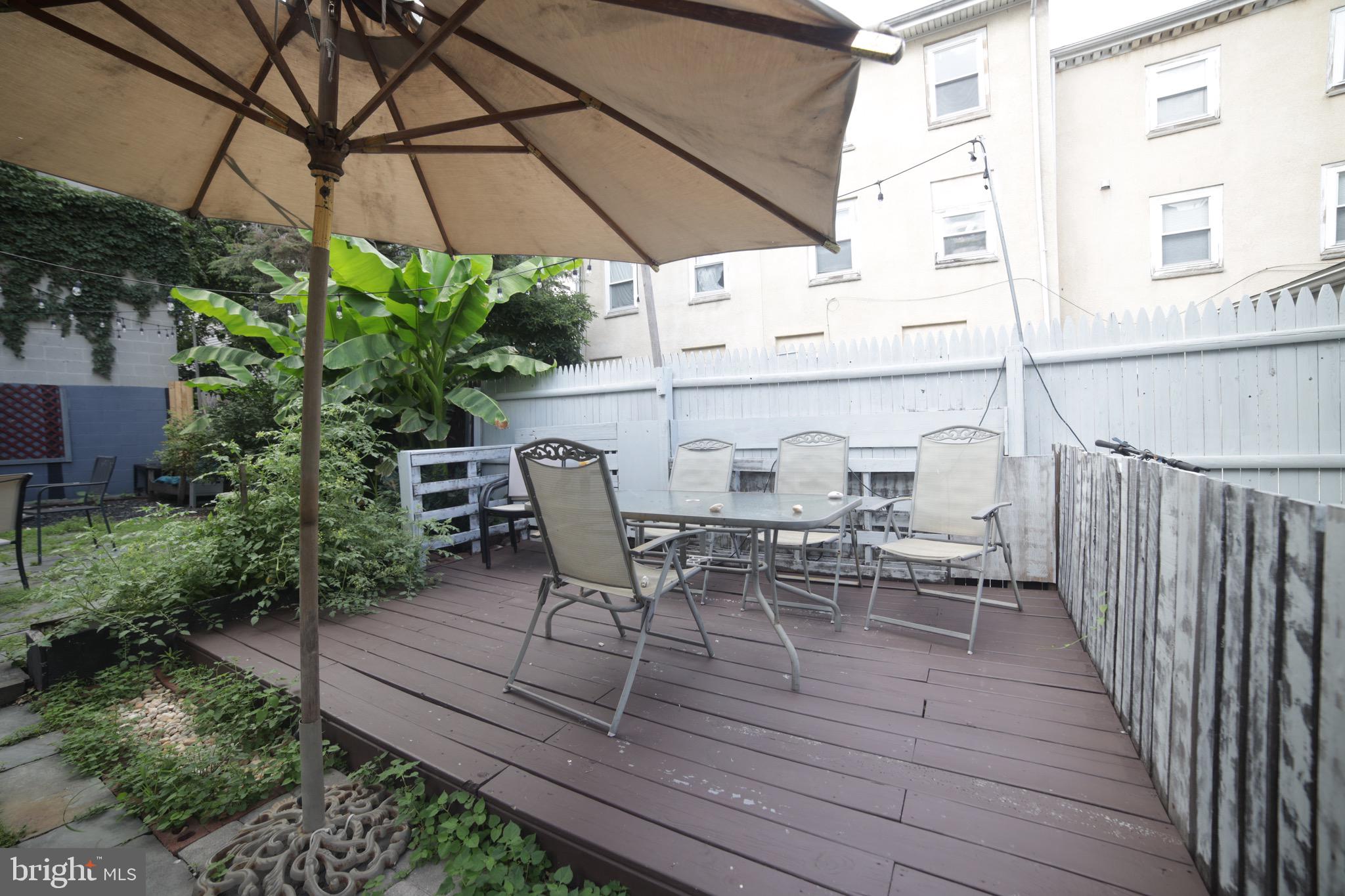 POPLAR - Residential Lease