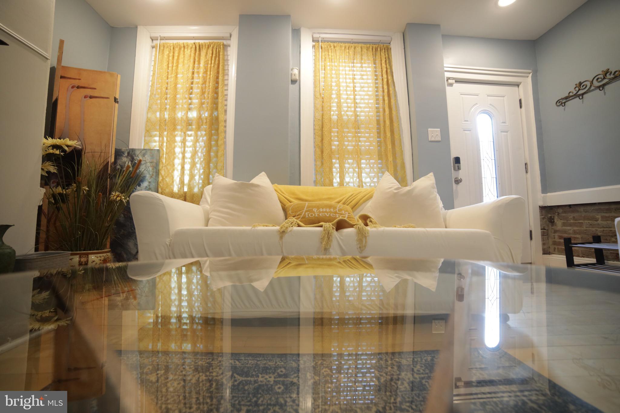 POPLAR - Residential Lease