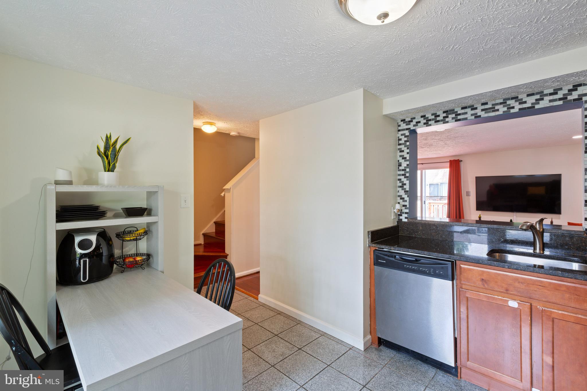 INDIAN CREEK VILLAGE - Residential