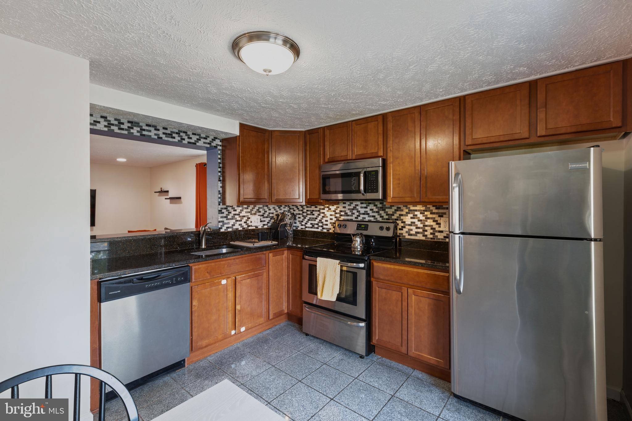 INDIAN CREEK VILLAGE - Residential