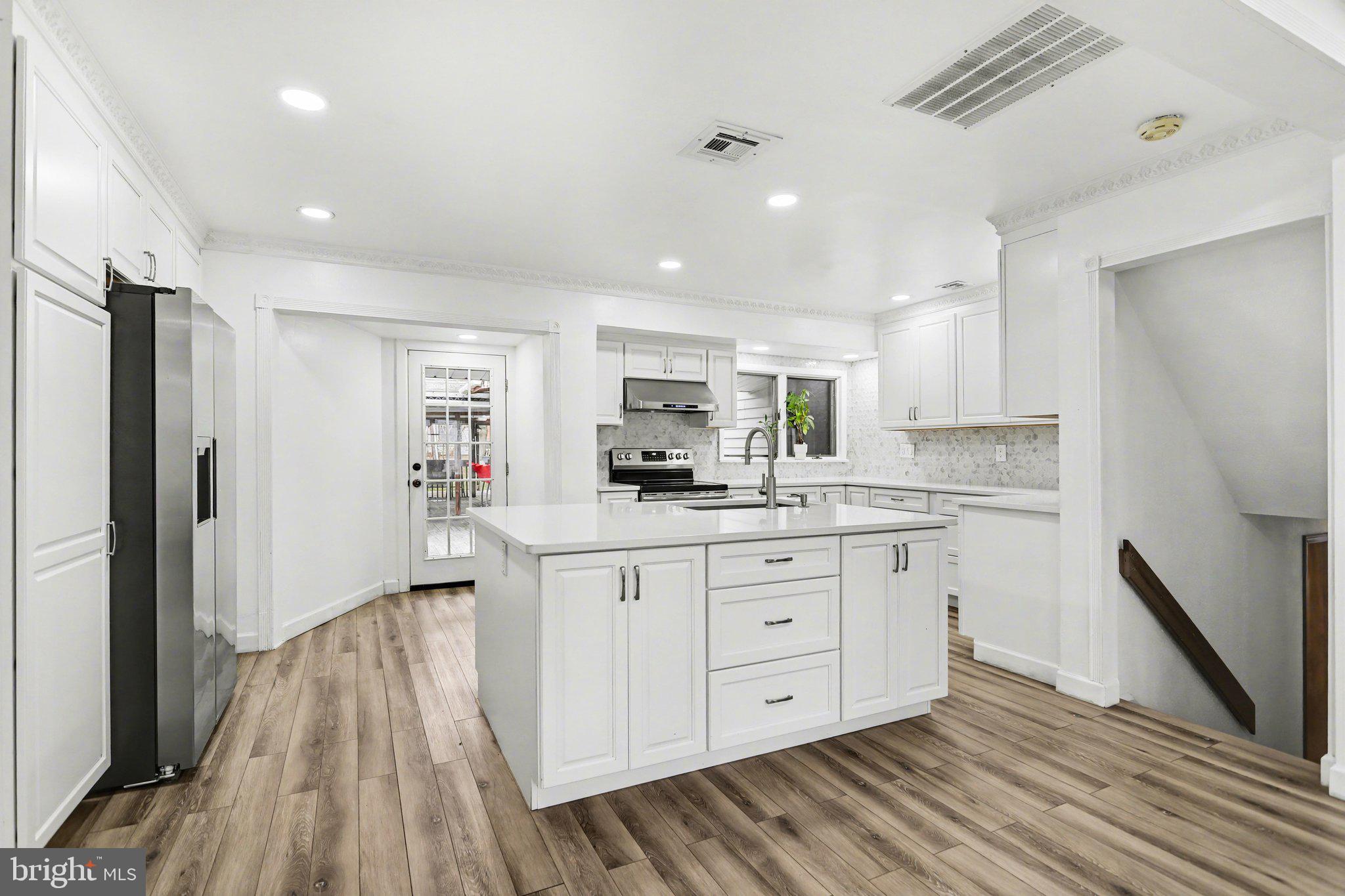 OAKWOOD PARK - Residential