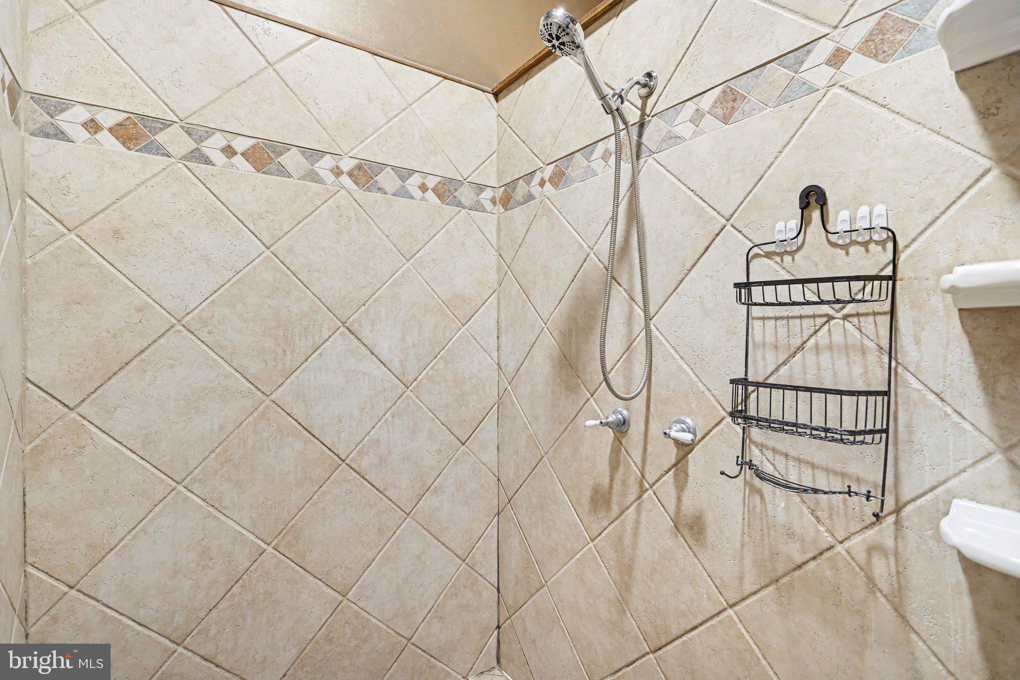 OAKWOOD PARK - Residential