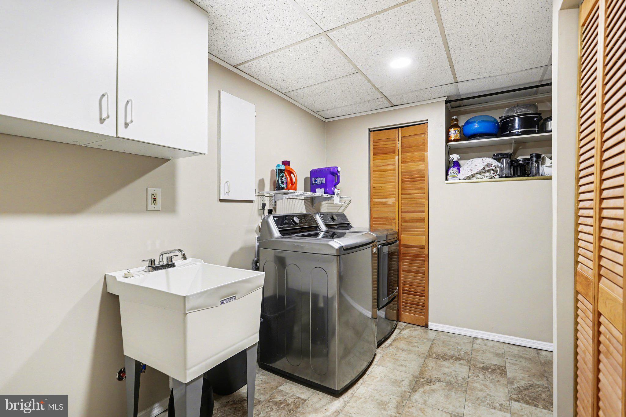 OAKWOOD PARK - Residential