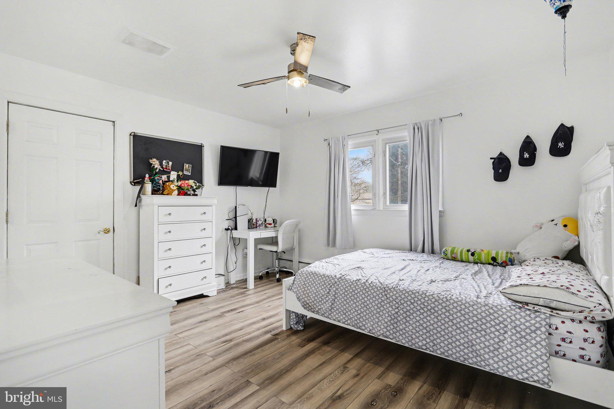 OAKWOOD PARK - Residential