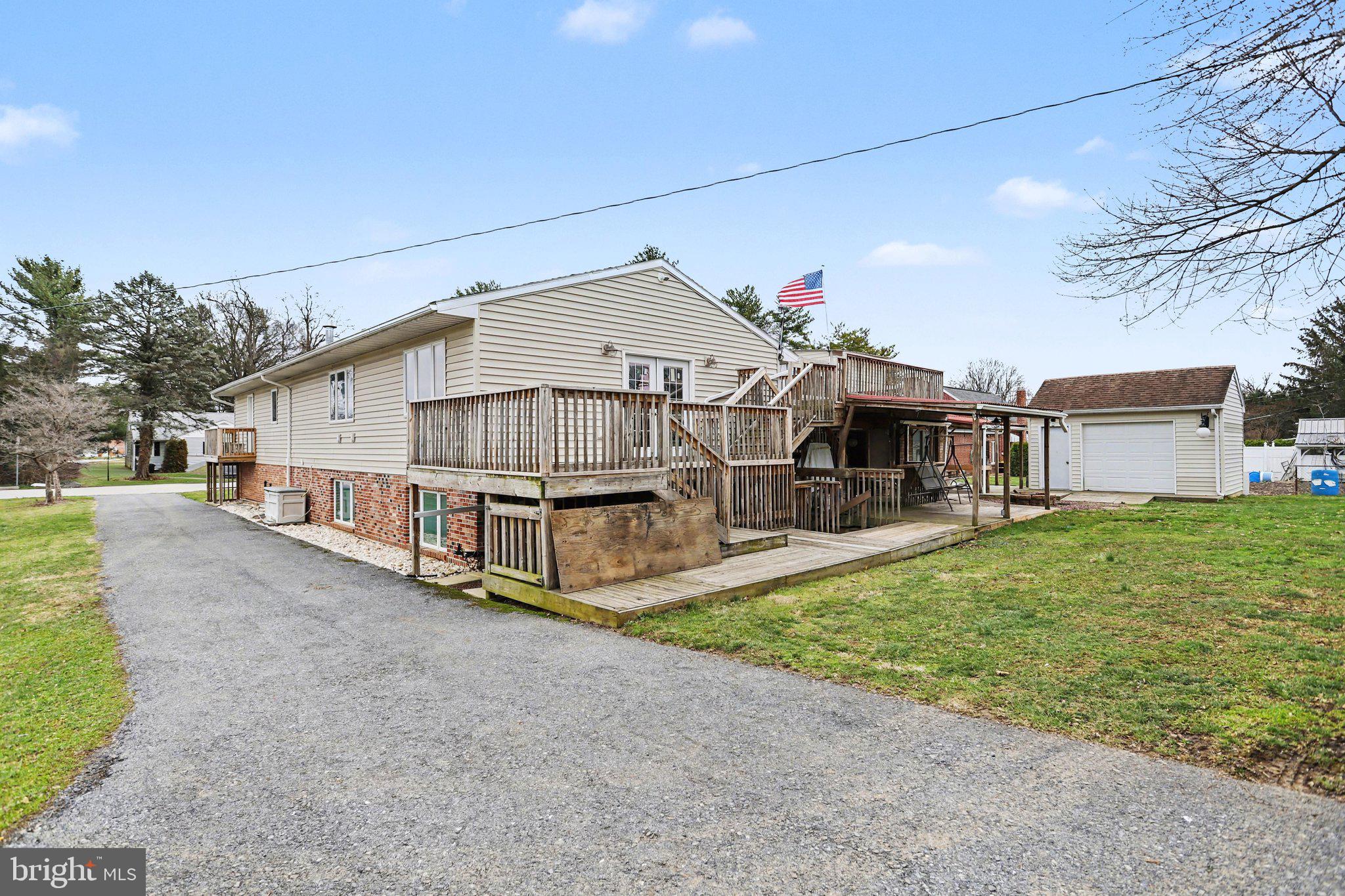 OAKWOOD PARK - Residential