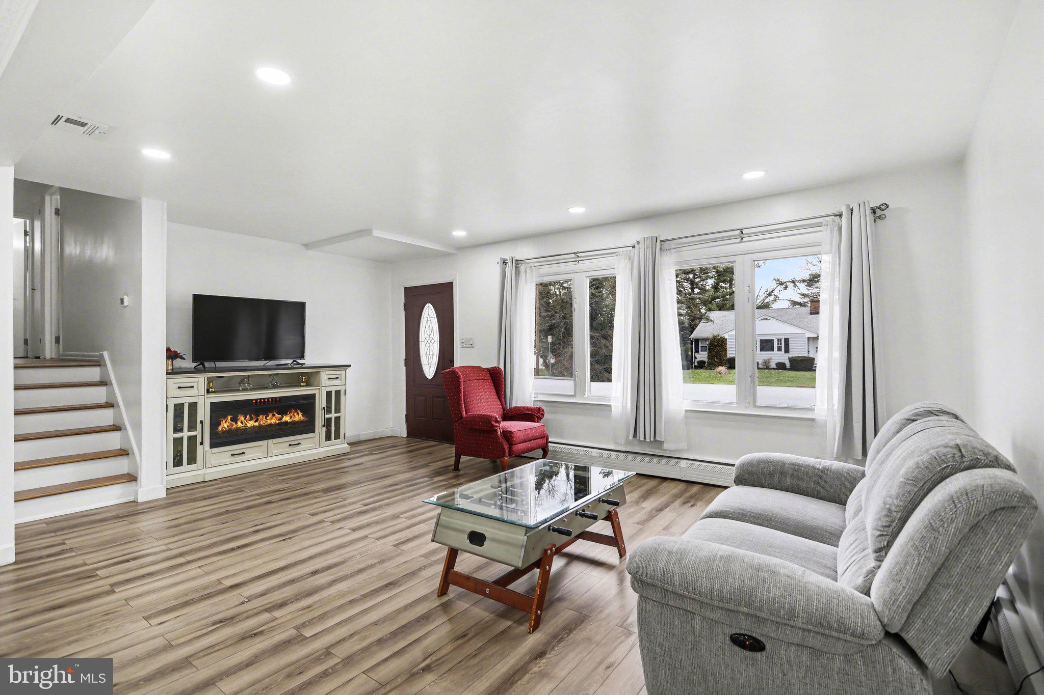 OAKWOOD PARK - Residential