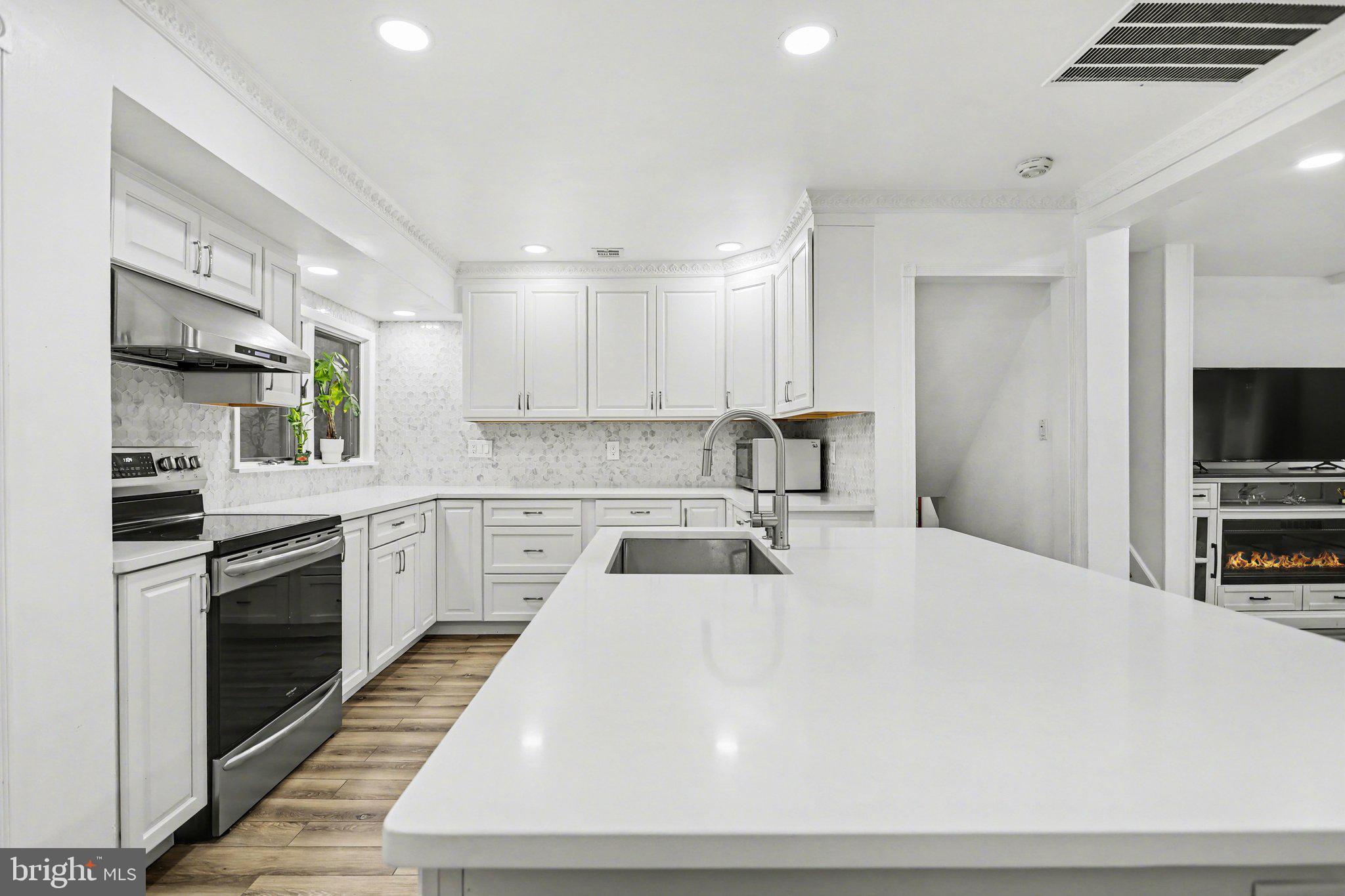 OAKWOOD PARK - Residential