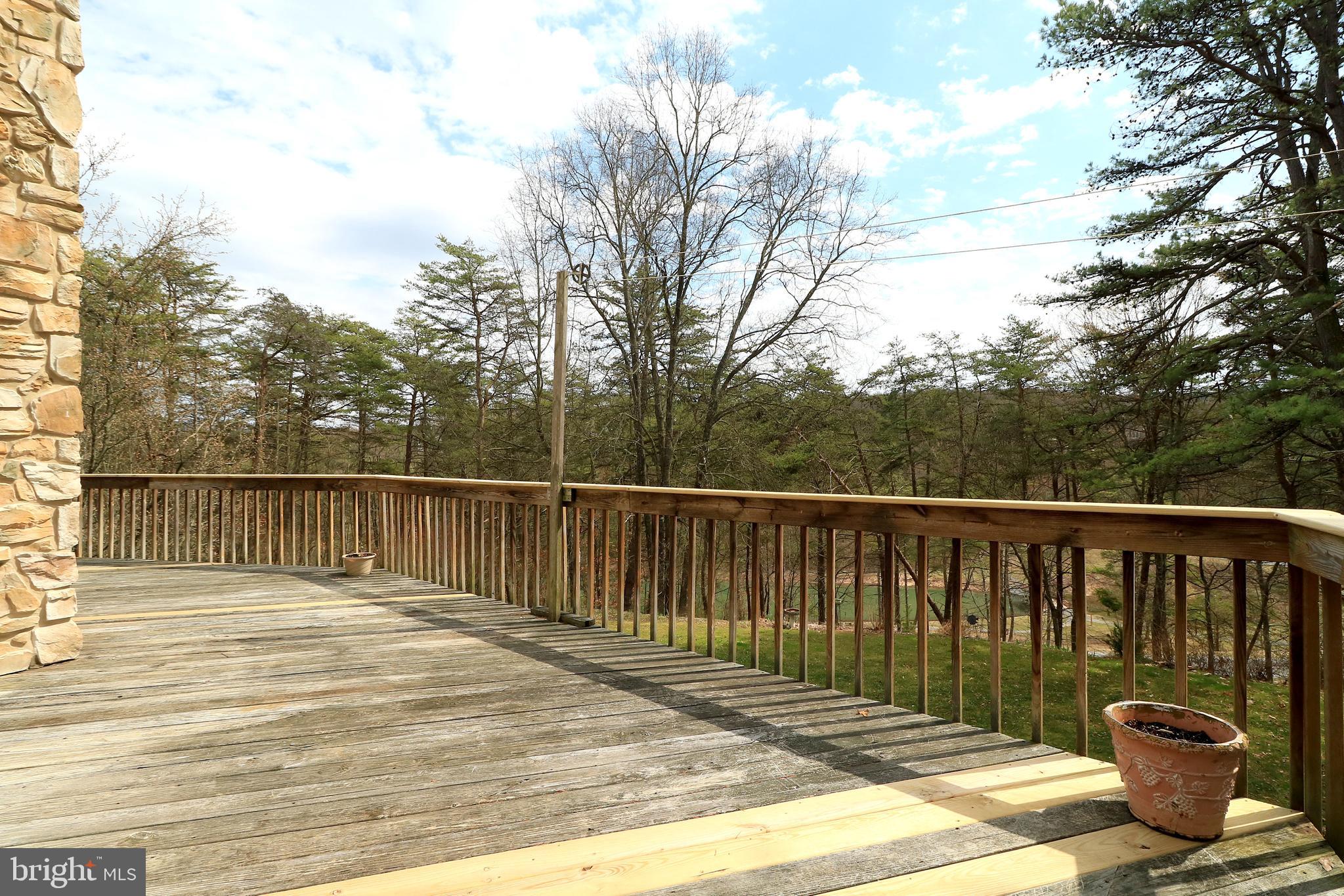 LAKELAND PINES - Residential