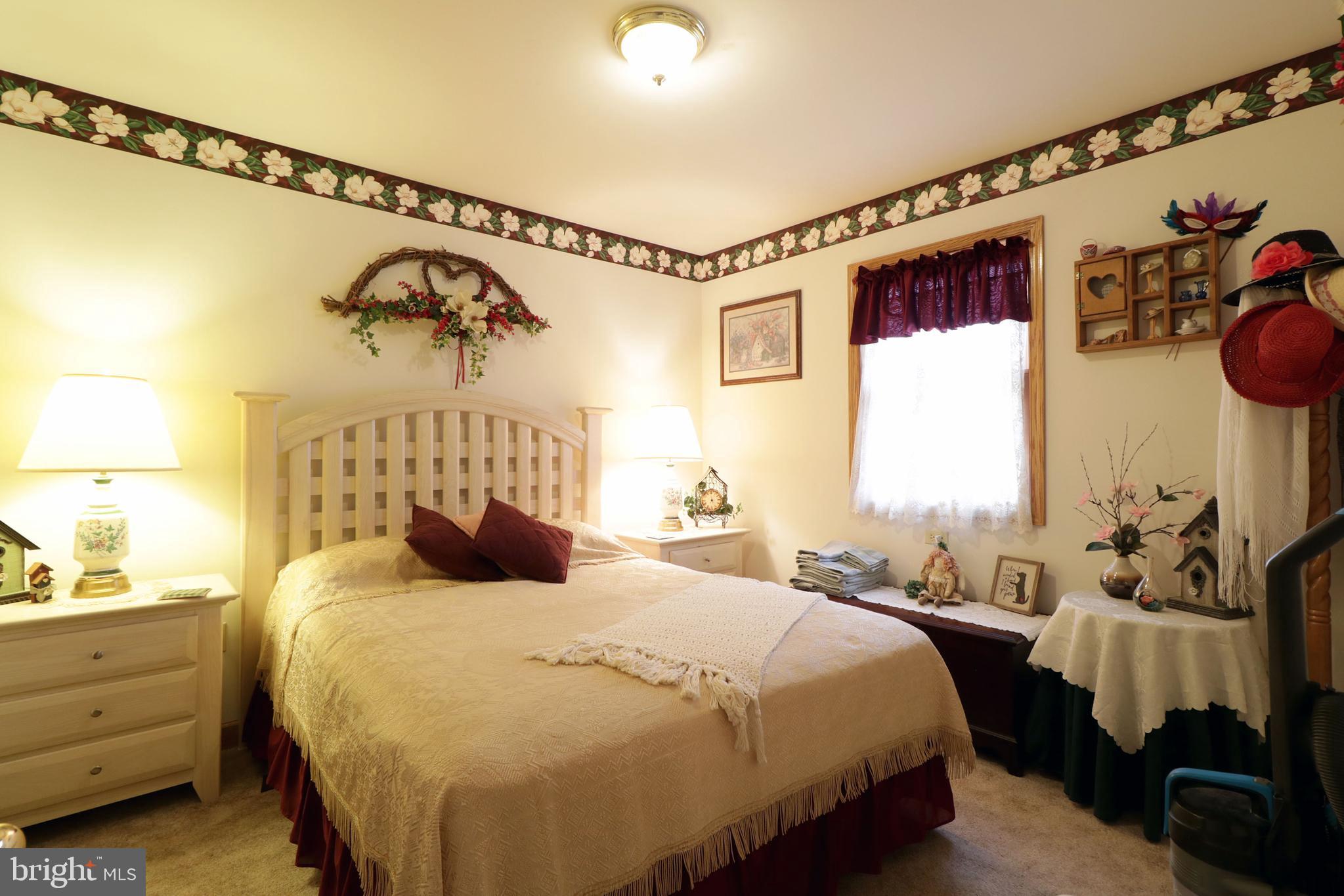 LAKELAND PINES - Residential