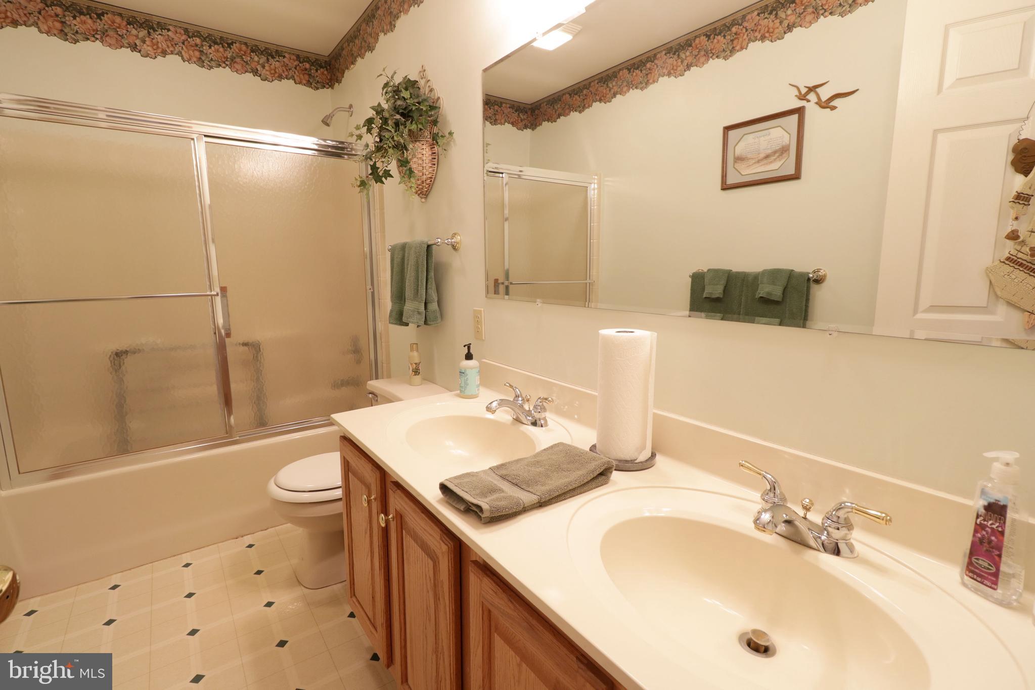 LAKELAND PINES - Residential