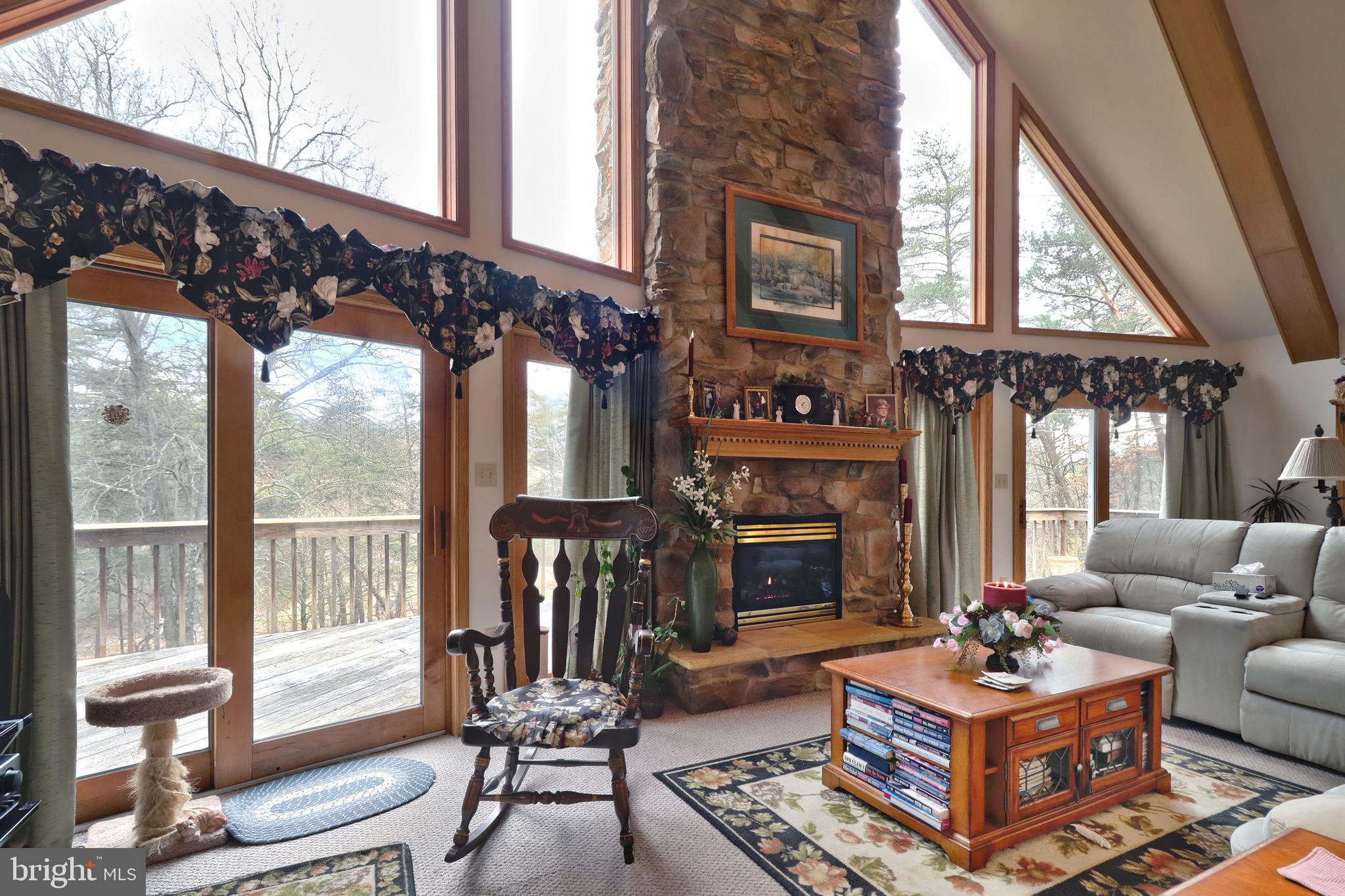 LAKELAND PINES - Residential