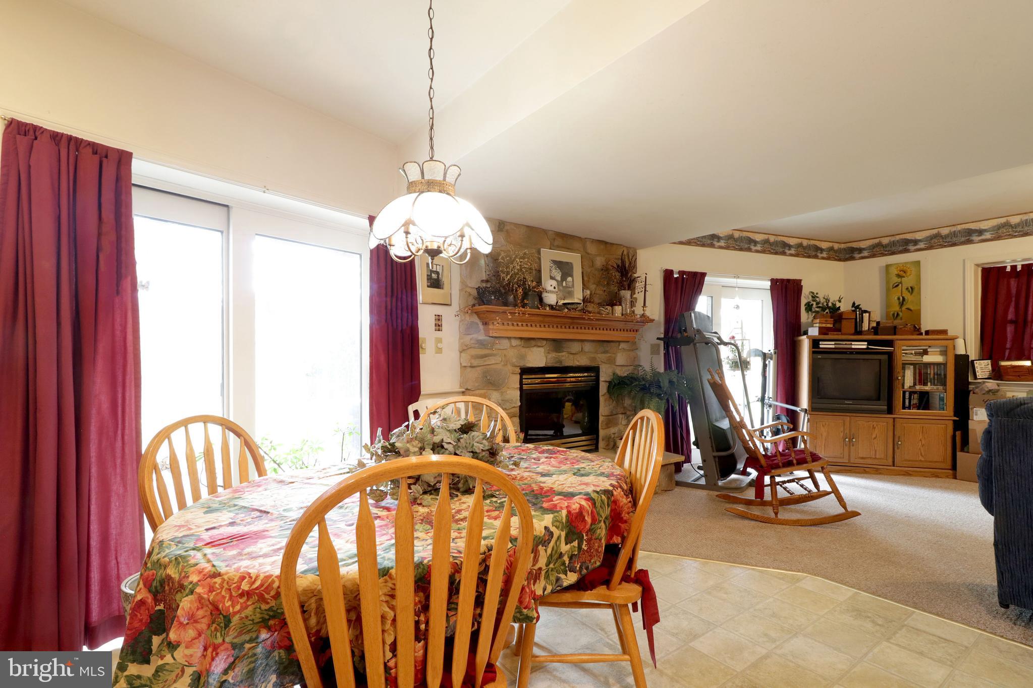 LAKELAND PINES - Residential