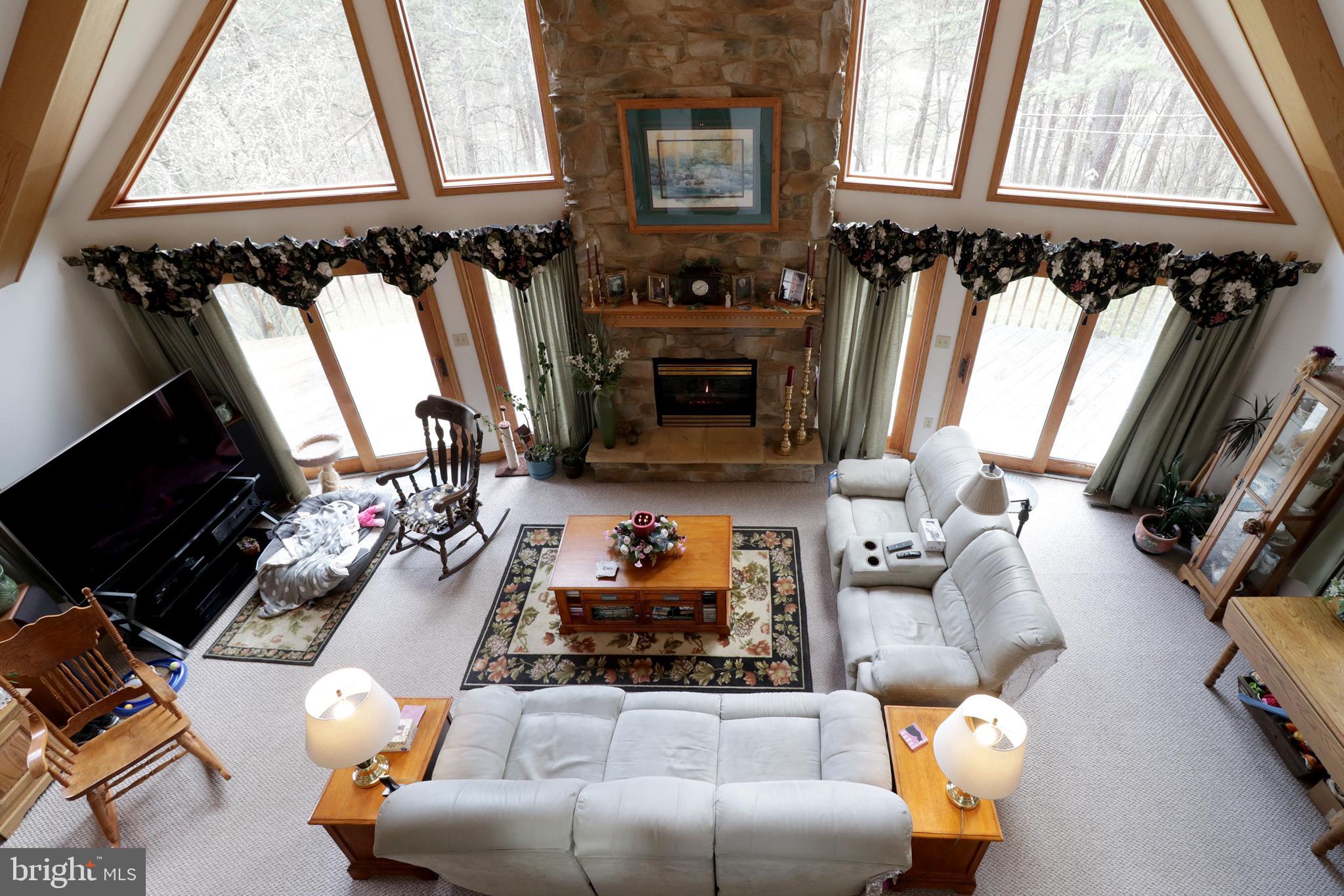 LAKELAND PINES - Residential